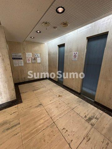 難波リーガルハウスのロビー