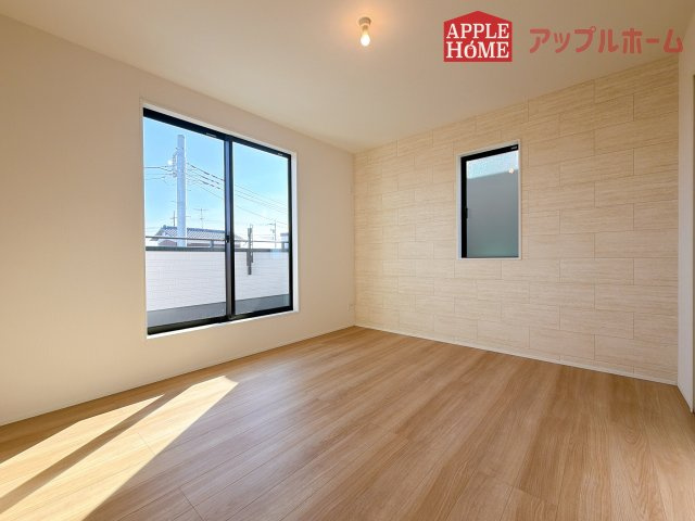 [新築住宅] さいたま市見沼区深作 11期 全6棟の洋室|２階居室は全室収納あり！たっぷりある収納活用でお部屋もキレイを保てます♪