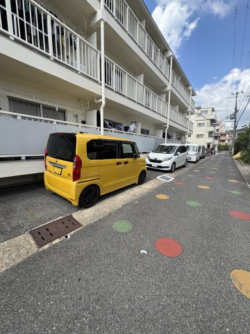 辻井マンションの駐車場