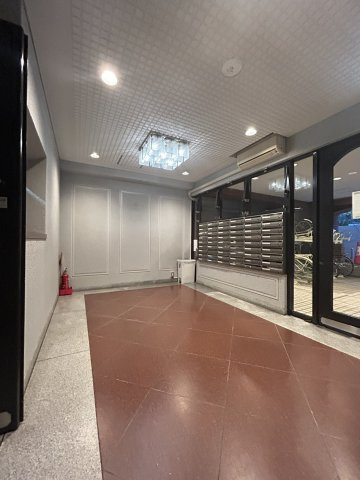 順慶町アーバンライフのエントランス