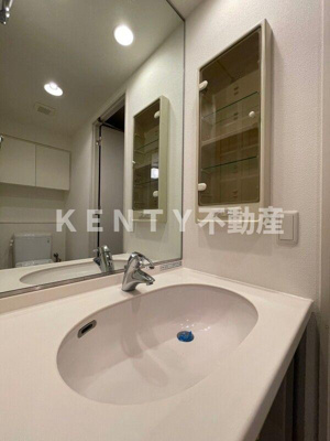 【洗面所】 | ミリアレジデンス洗足　 | 忙しい朝には欠かせない洗面所です