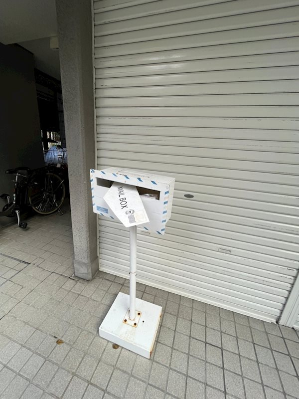 高津ロイヤルハイツのエントランス|落ち着いたエントランスです