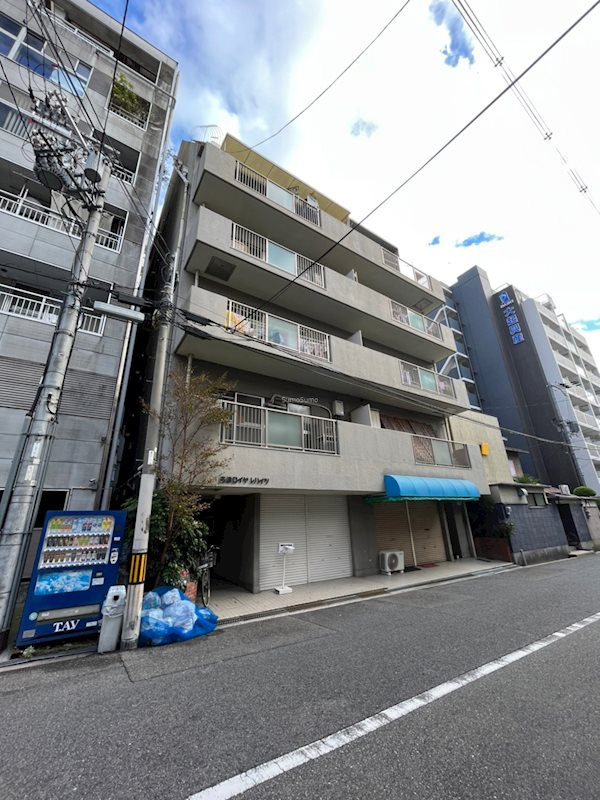 高津ロイヤルハイツの外観|落ち着いた雰囲気の外観です