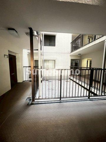 芦屋楠町パインクレストのロビー