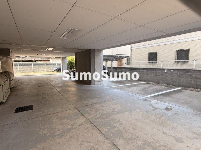 芦屋精道町アネックスの駐車場|駐車場があります