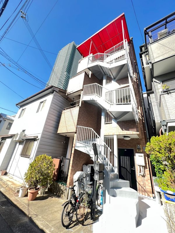 リーフハイツの外観