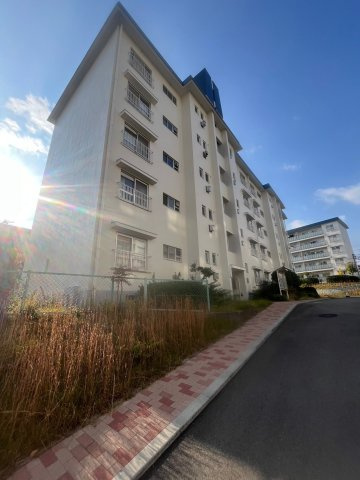 高倉台４団地１６号棟
