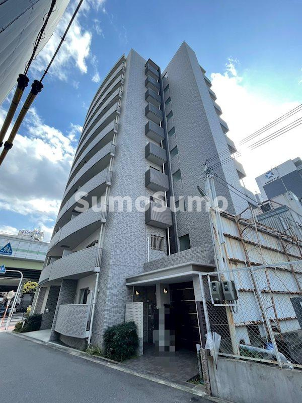 ルクシア阿波座の外観|落ち着いた雰囲気の外観です