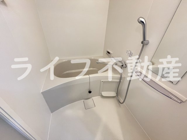 ワールドアイ大阪城EASTアドバンスの浴室|お風呂です