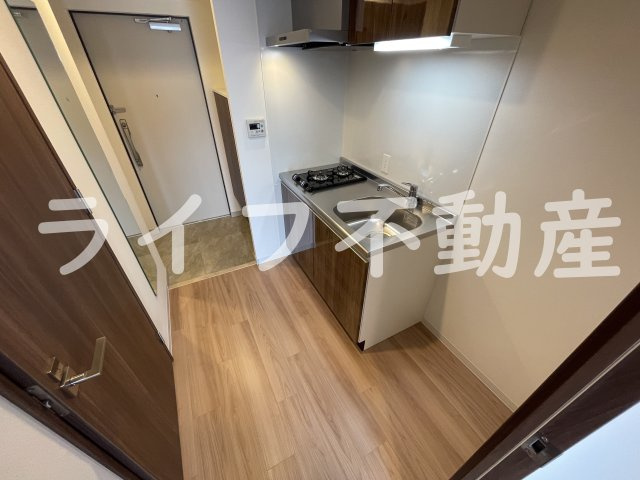 ワールドアイ大阪城EASTアドバンスの内装|明るい室内です