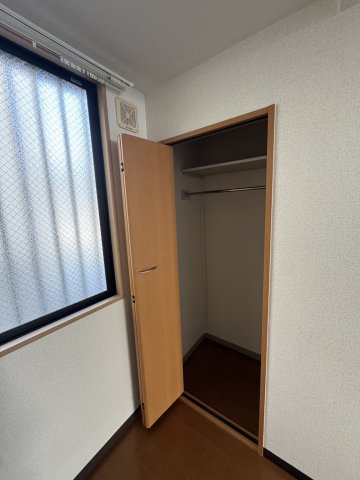 青木ビルの収納