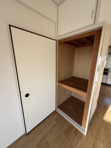 高取台ハイツの収納