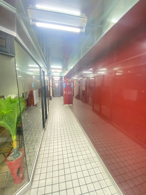 長堀橋ZENSHIN.BLDのエントランス