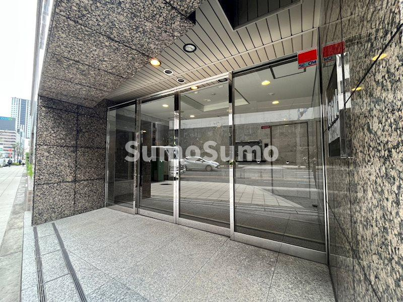 リーガル四ツ橋筋のエントランス|エントランスです