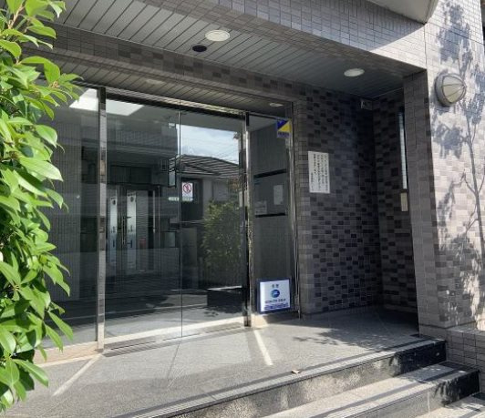 リアージュ御影のエントランス