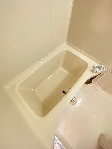 リバーサイド甲陽園の浴室