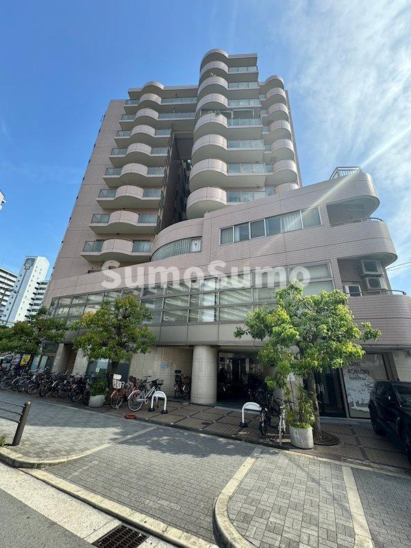 リヴィエール川西の外観