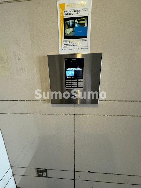 リヴィエール川西の外観