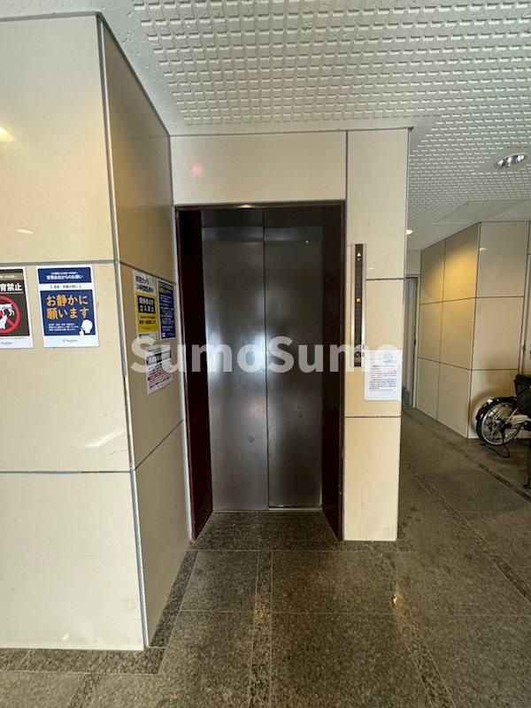 リヴィエール川西の外観