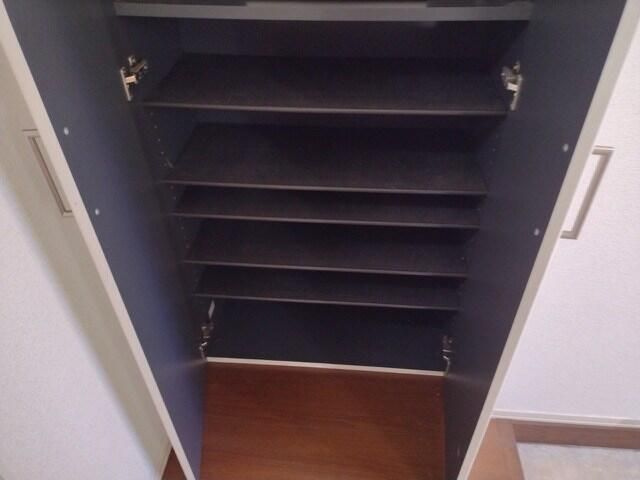 ローズ・コート　東浅草の収納