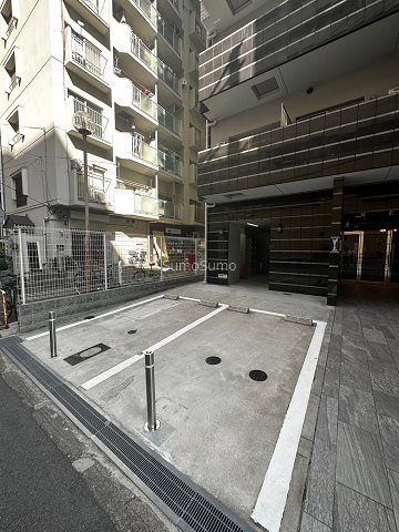 リデア南堀江の駐車場