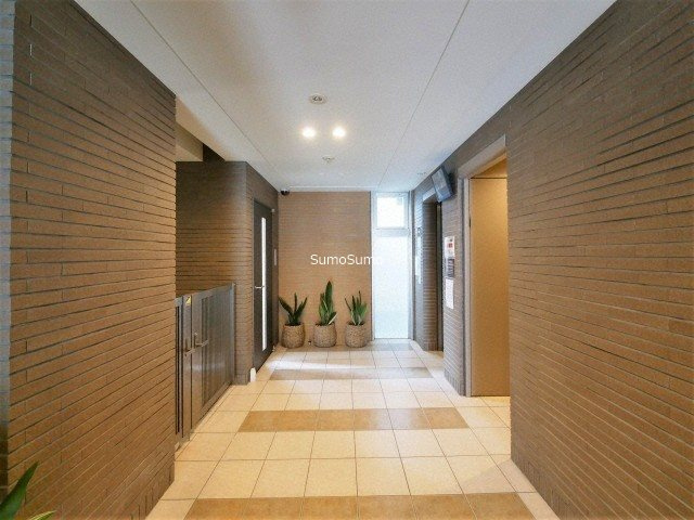 ルーエ桜川のロビー|毎日通るロビーはこのようになっています