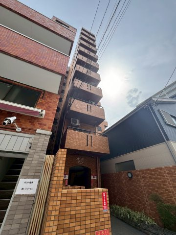 ルーブルCTJR難波の外観