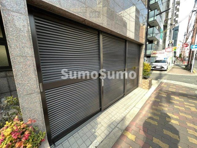 リーガル靱公園北の外観