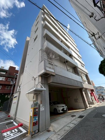 リバティー壱番館の外観