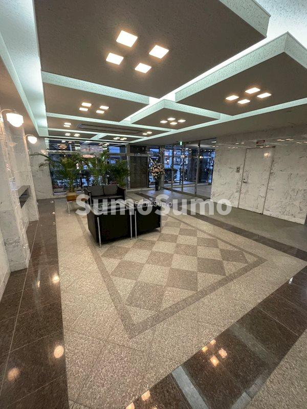 リーガル江戸堀ウエストパークのロビー