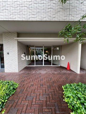 リンデンプラザ心斎橋のエントランス|毎日通るエントランスはこのようになっています