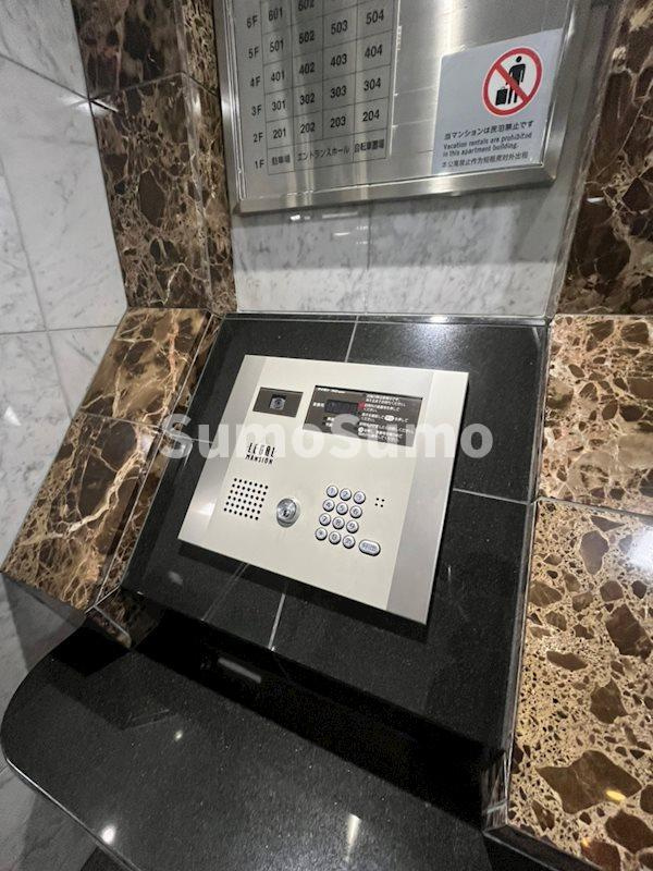 リーガル岡崎橋の外観