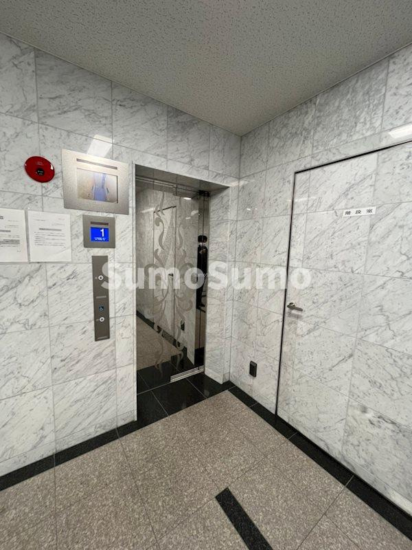 リーガル岡崎橋の外観