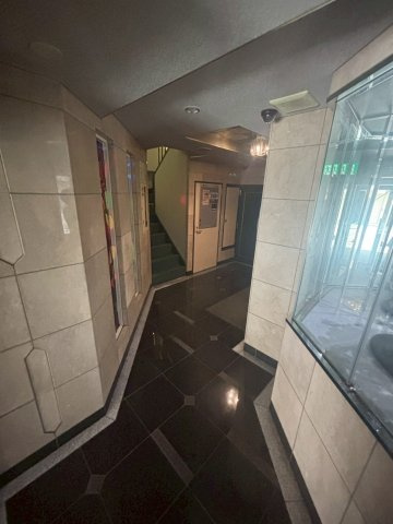 リバーライズ本町のロビー