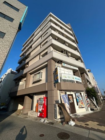 リバティー壱番館の外観