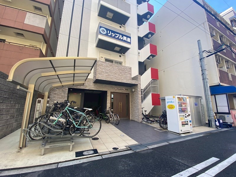 リップルDOUTONBORI(リップルドウトンボリ)の外観