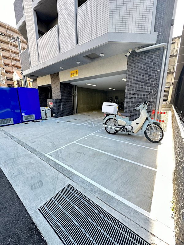 ル・パルトネール三宮東の外観