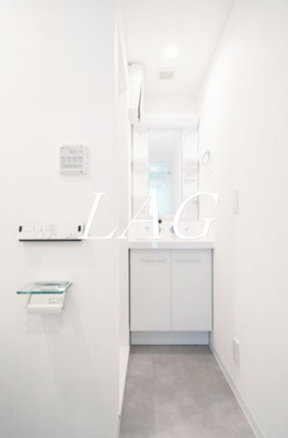 【洗面所】 | Growth Terrace 蒲田 | 独立洗面台です。