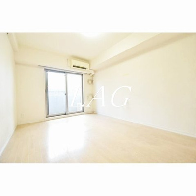 【寝室】 | レックス海岸通りレジデンス | 寝室です。