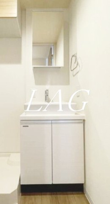 【洗面所】 | ウェルスクエア目黒中町 | 独立洗面台です。