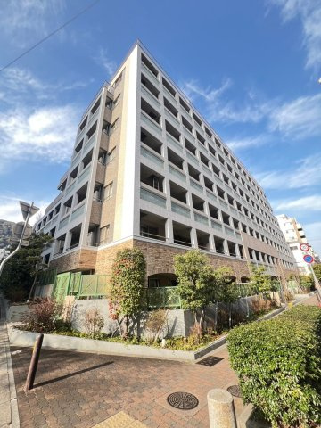 ワコーレ山本通アヴァンツィオの外観