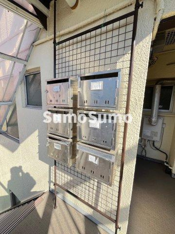 北町マンションのロビー|建物の内部です