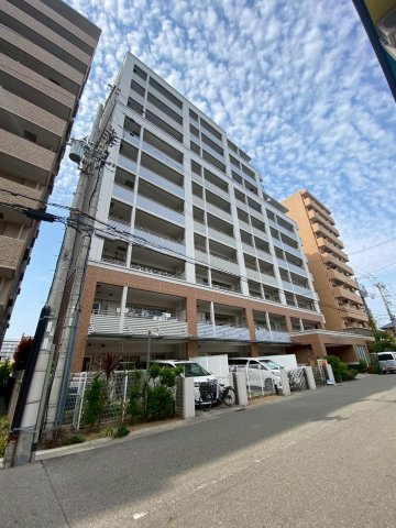 ワコーレ須磨鷹取パラディウムの外観