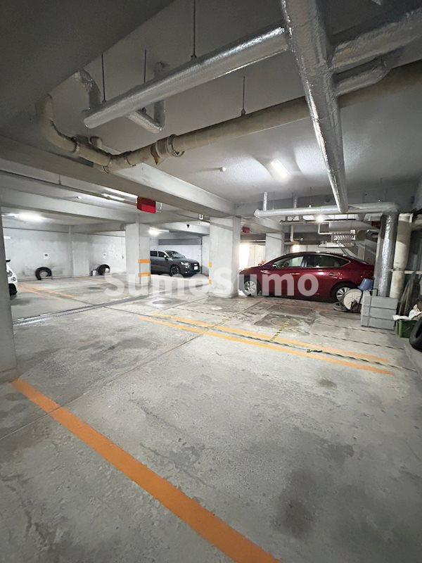 北野コーポラスの駐車場