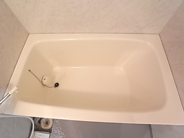 レジディア三宮東の浴室