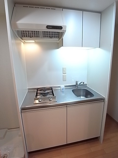 レジディア三宮東のキッチン