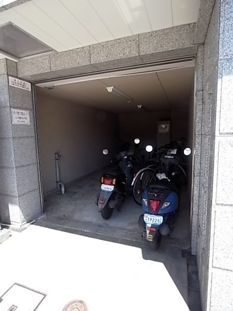 ワコーレフット篠原の外観