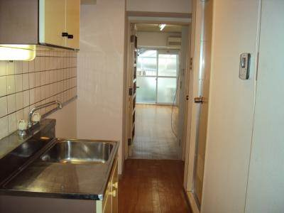 シティハウス夷川の内装|廊下