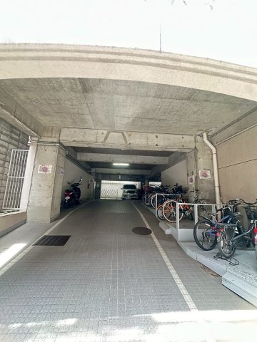 北野ダイヤハイツの駐車場