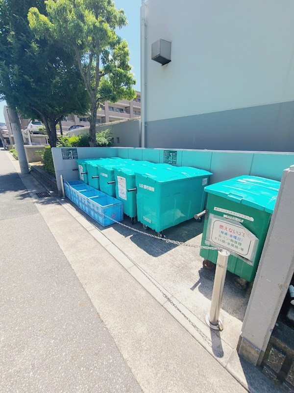 ルゼフィール南甲子園のその他共用部分